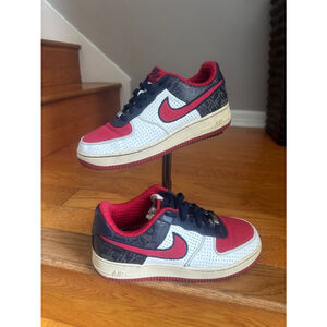 Youth Nike Air Force 1 Low Sneakers Size 7 youth White Red